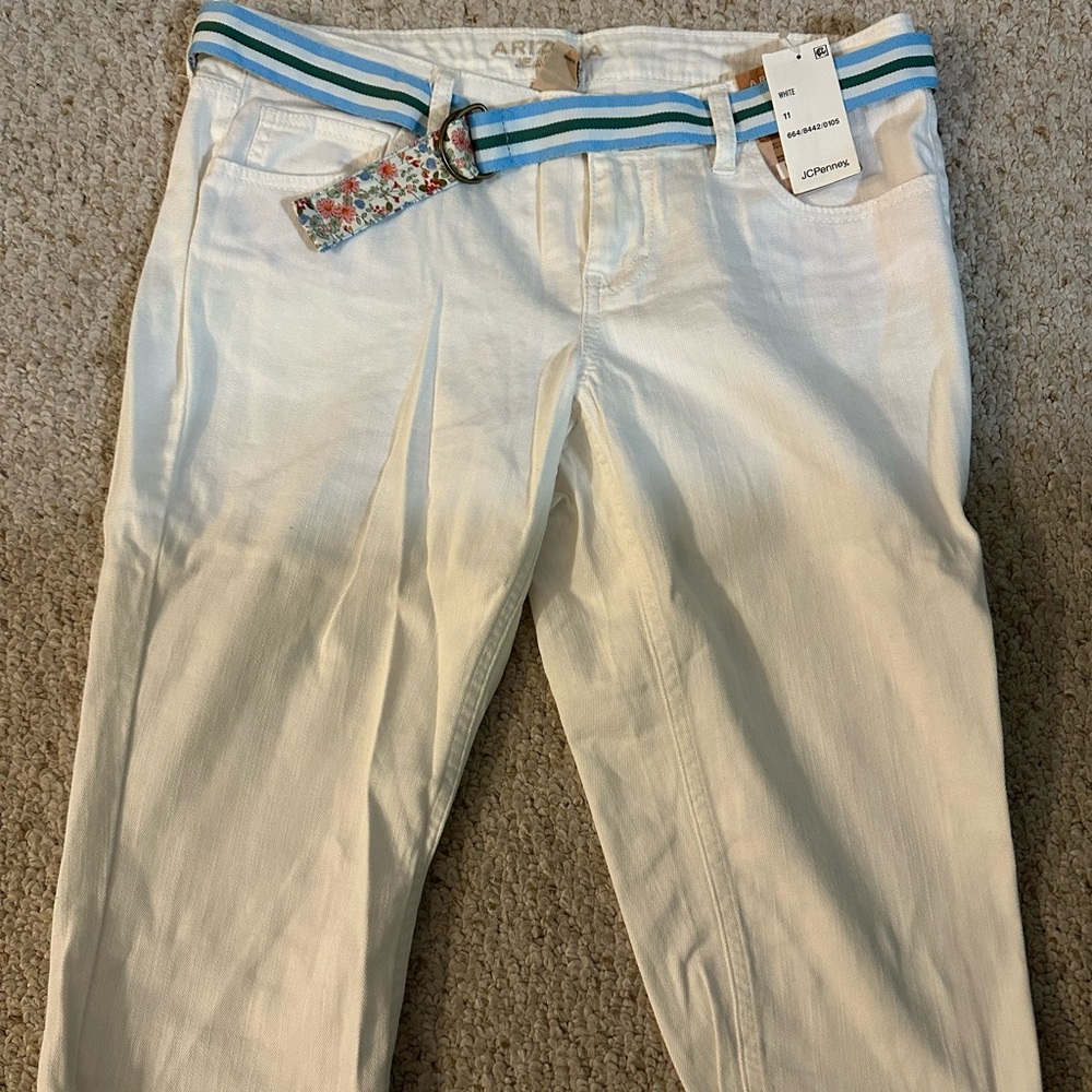 Arizona Jean company capris
